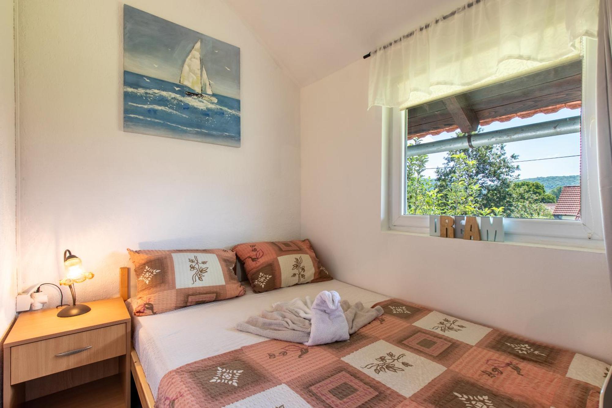 Lucija Apartment Lovinac  Bagian luar foto